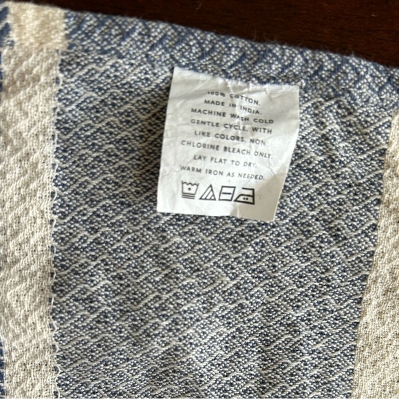 TRIBE ALIVE Beige V-Neck Poncho with Striped Hem SIZE ONE - Picture 6 of 7